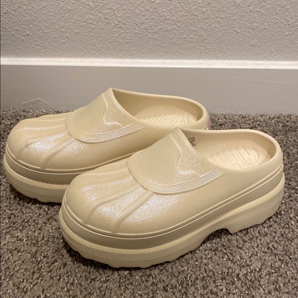 Sorel Caribou Clog Lux